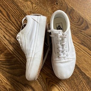Vans platform white